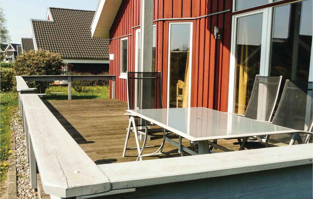 Cozy Home In Rechlin With Wifi Extérieur photo