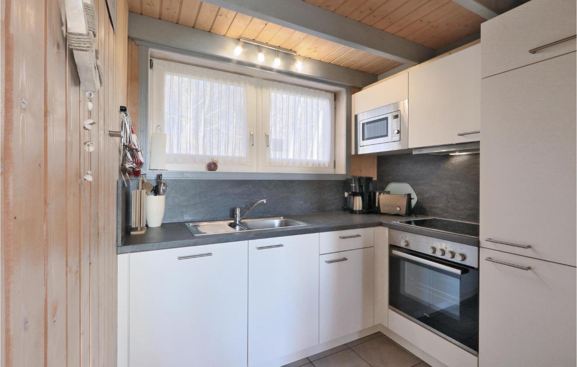 Cozy Home In Rechlin With Wifi Extérieur photo