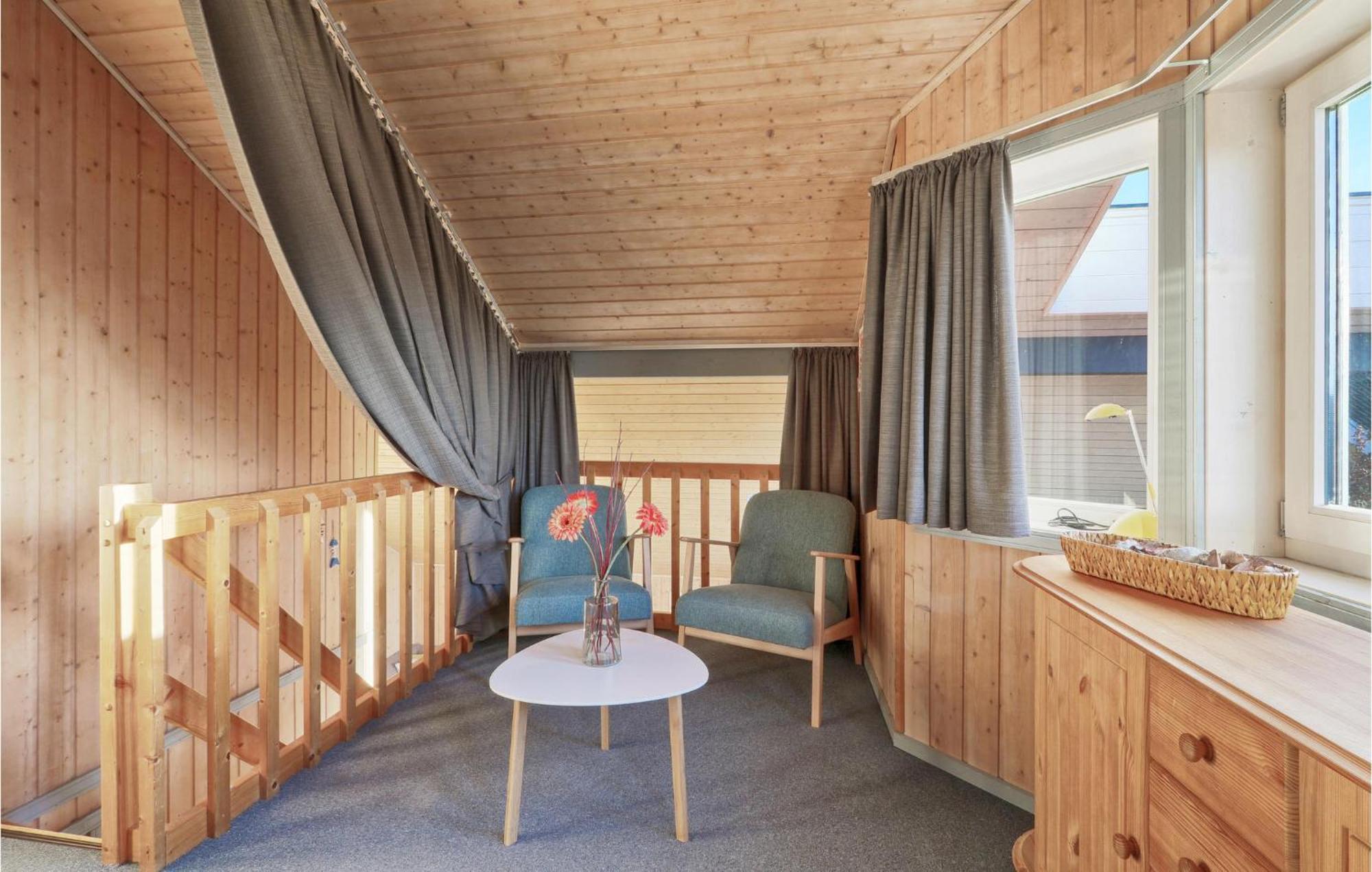 Cozy Home In Rechlin With Wifi Extérieur photo